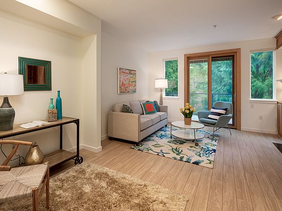 3rd image of 21254 SE 42nd Pl