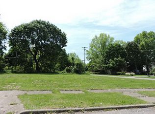 429 Crandall Ave, Youngstown, OH