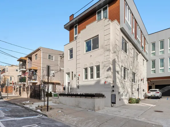 310 4th St #2, Union City, NJ 07087