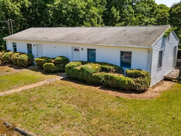 269 Keys Rd, West Brookfield, MA 01585