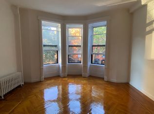 949 President St #2F, Brooklyn, NY 11215