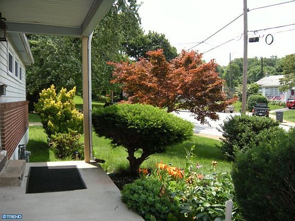 2nd image of 5 Harvey Cir