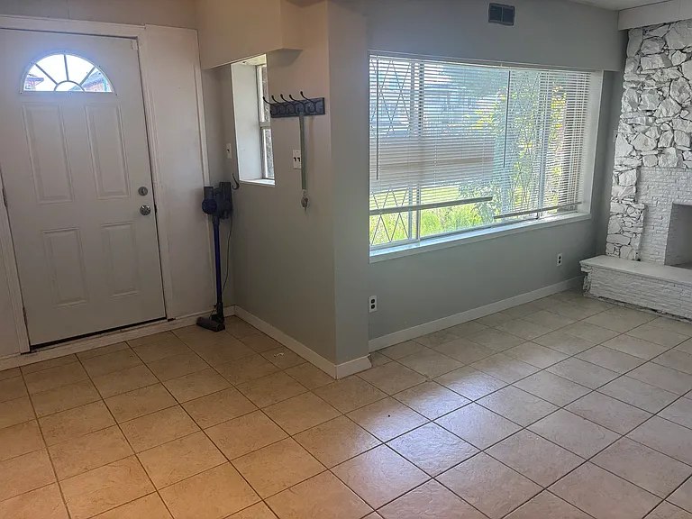 4455 Napier St #GARDEN — Photo 3