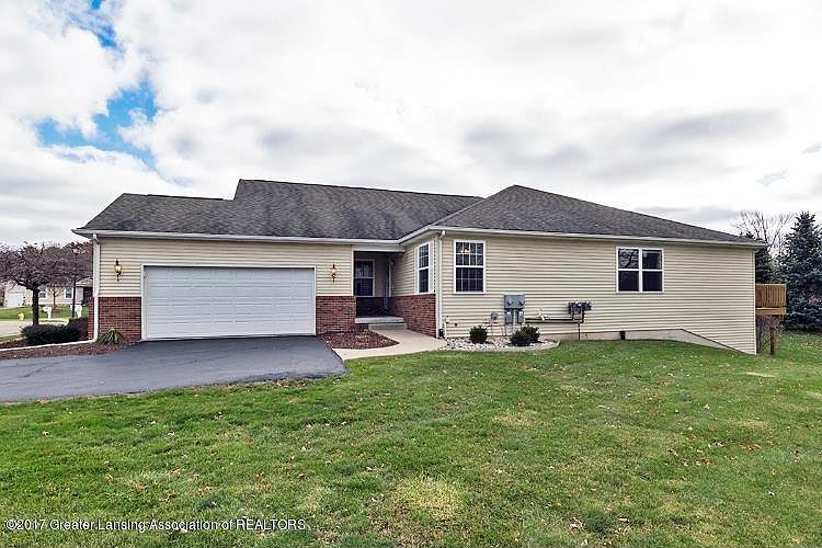 1st image of 279 Barrington Cir #9
