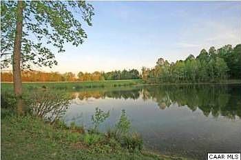 2nd image of 2726 Gatewood Cir