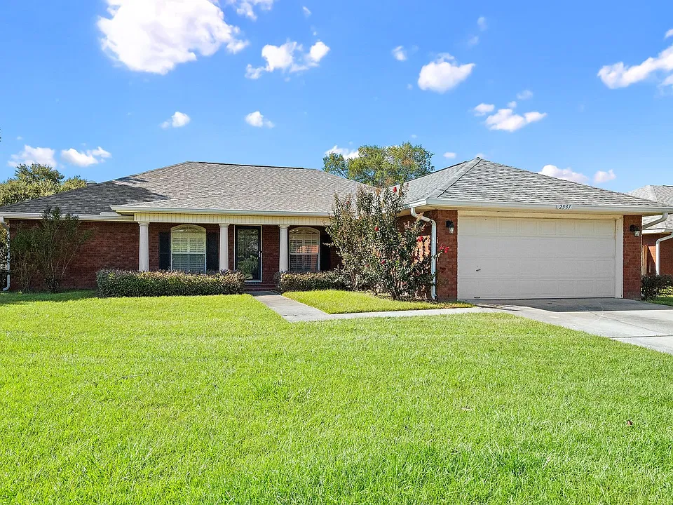 2531 Oakford Dr