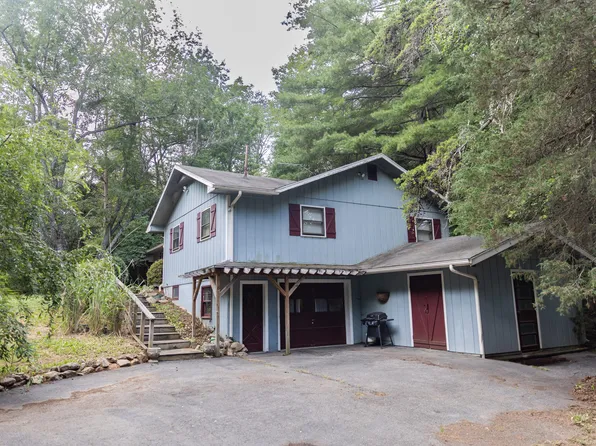 61 Emerald Ln, Lexington, VA 24450