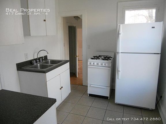 3rd image of 417 Emmet St APT 4
