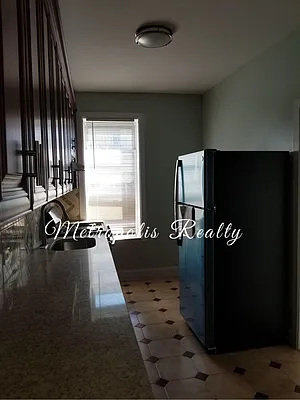 Rented by Metropolis International Realty Inc. | media 20