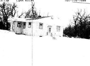 393 11th St NE, Reynolds, ND 58275