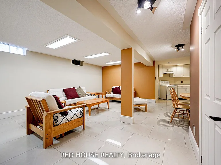 4450 Mayflower Dr #BASEMENT — Photo 2