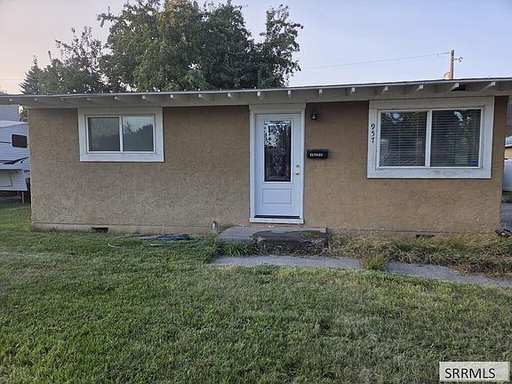 2nd image of 957 Quincy St