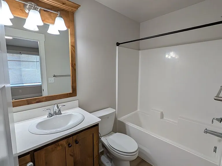 113 Hillcrest Ave — Photo 18
