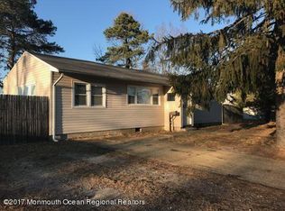113 Elmwood Dr, Brick, NJ