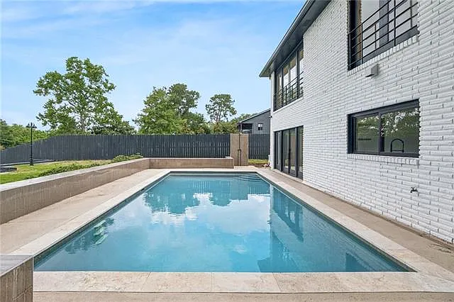 8 Park Island Dr — Photo 32