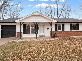 924 Vosholl Ave, Warrenton, MO 63383