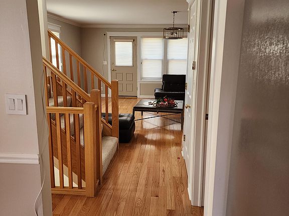 4th image of 217 N Walnut St Unit A