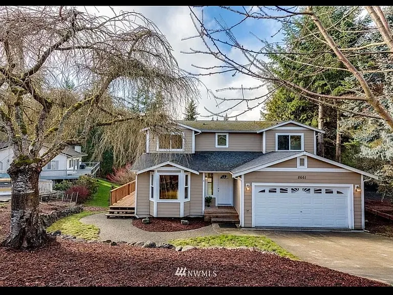 8661 Sungate Pl NE — Photo 5