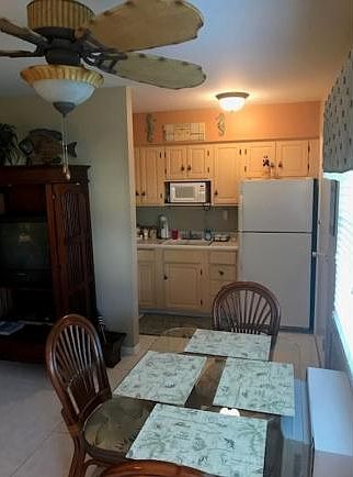 1st image of 235 Seaview Ct APT A4