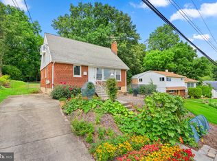 10415 Truxton Rd, Hyattsville, MD 20783