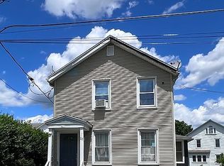 22 Chester St, Kingston, PA 18704
