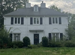 3365 Kenmore Rd, Shaker Heights, OH 44122