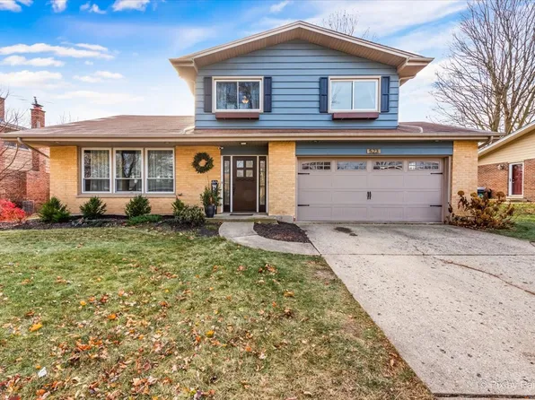 523 E Juniper Dr, Palatine, IL 60074