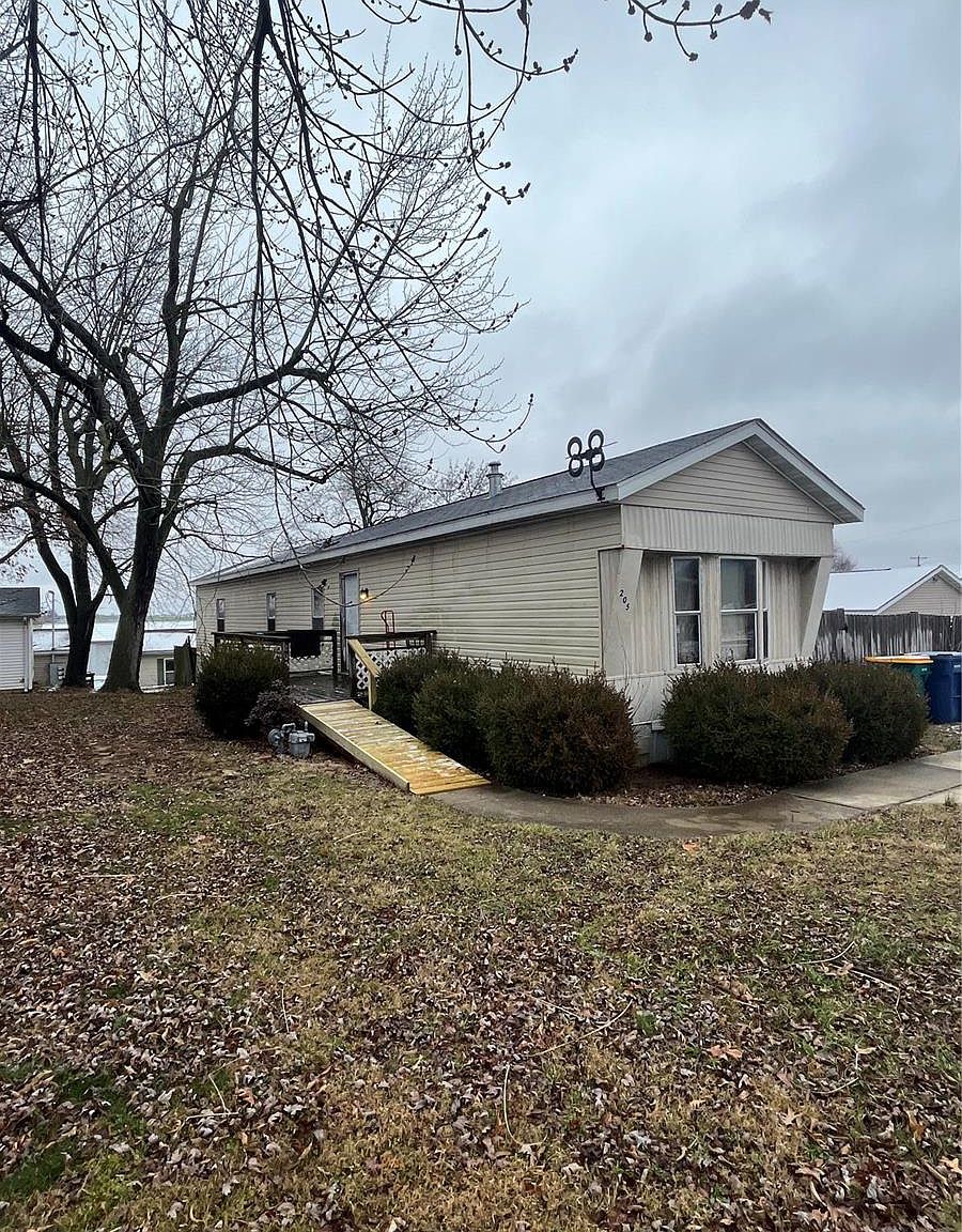 205 E Dwight St, Albers, IL 62215 MLS 23004002 Zillow