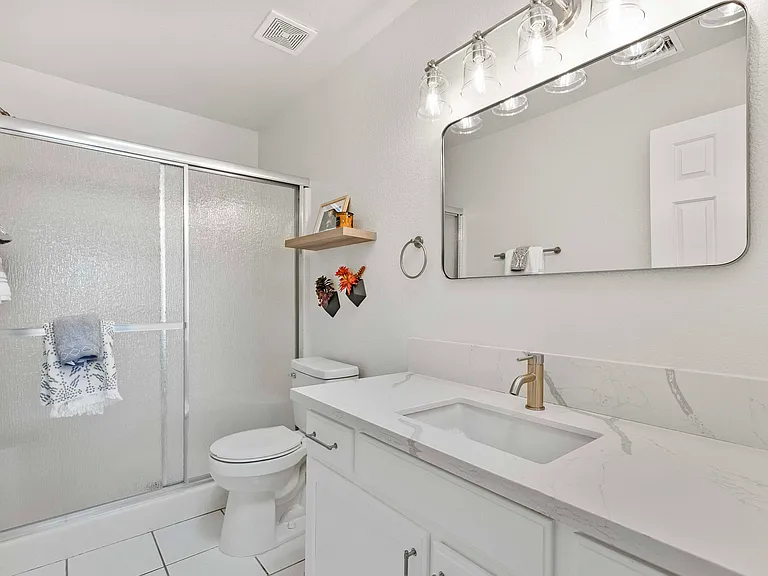 2489 Ocotillo Ln — Photo 9