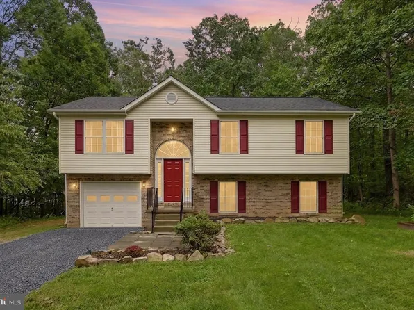 120 Comanche Trl, Winchester, VA 22602