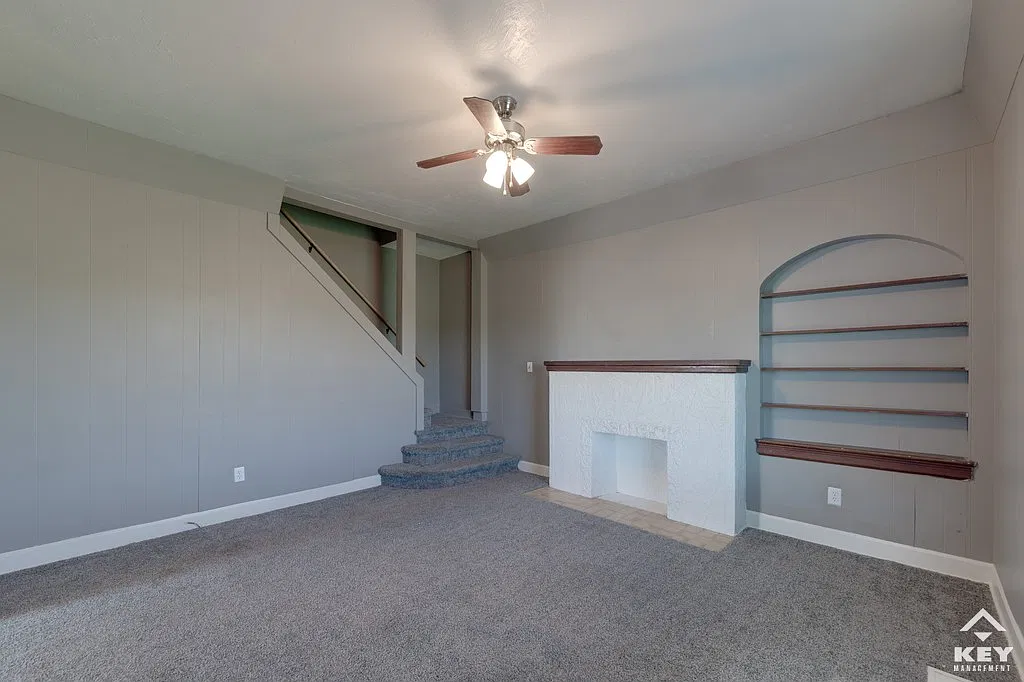 2 bed, 1.5 bath, 850 sqft, $1,145 — Photo 3