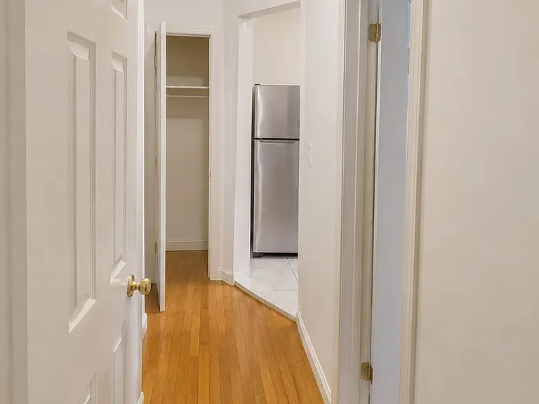 650 Melrose Ave #1C — Photo 5