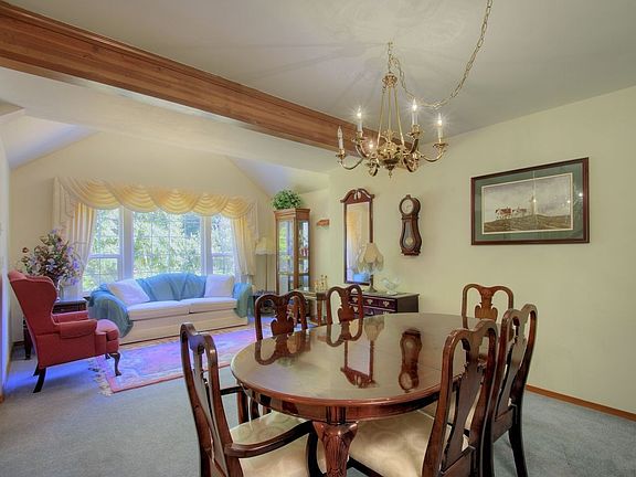 5th image of 26140 Calvary Ln NE
