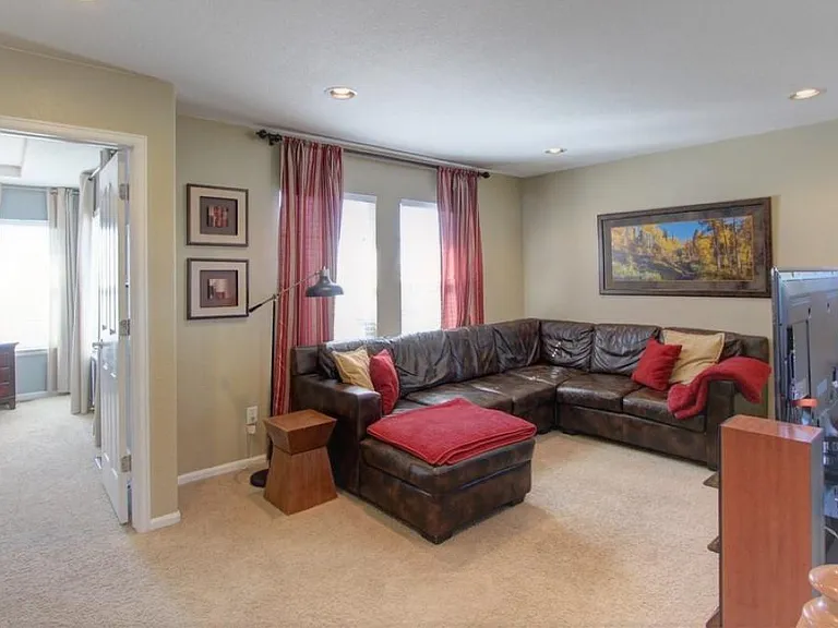 10598 Jewelberry Trl — Photo 13