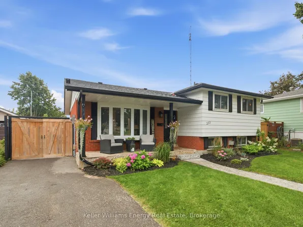 233 Phillip Murray Ave, Oshawa, ON L1J 1G8