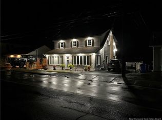 517 Victoria St, Dalhousie, NB E8C 2V5