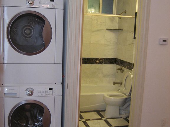 3rd image of 410 Scott St