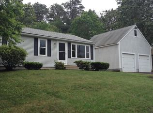 17 Blissful Ln, Wareham, MA 02571