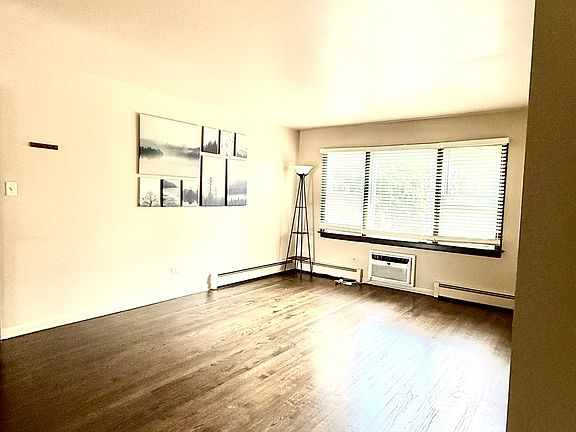 5th image of 4530 Prairie Ave #C