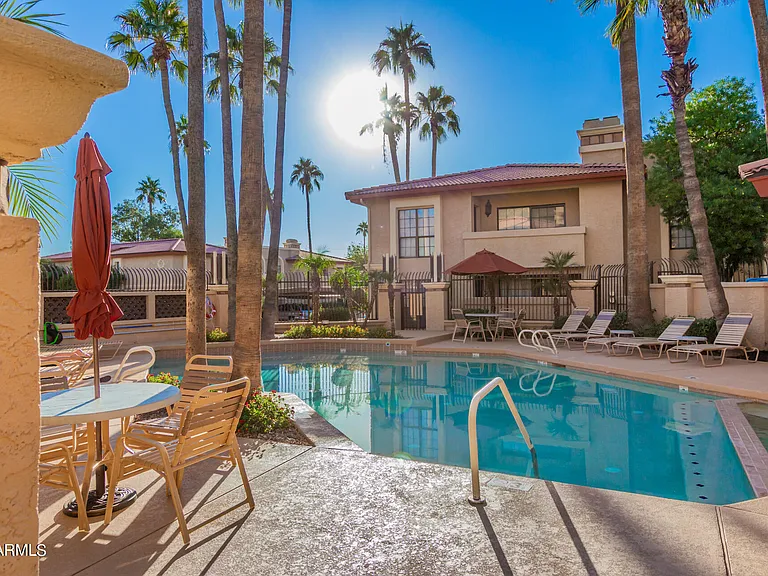 10410 N Cave Creek Rd #1011 — Photo 2