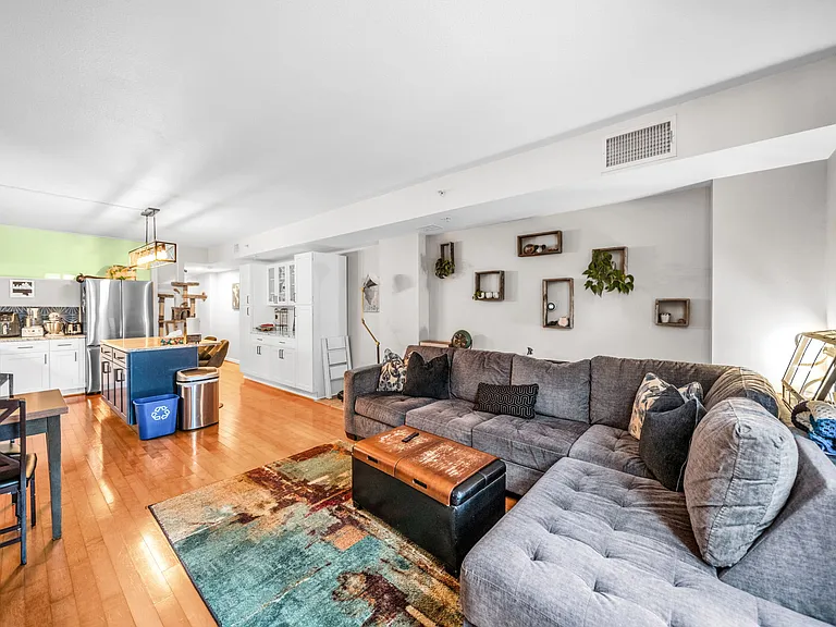 437 New York Ave NW #420 — Photo 13