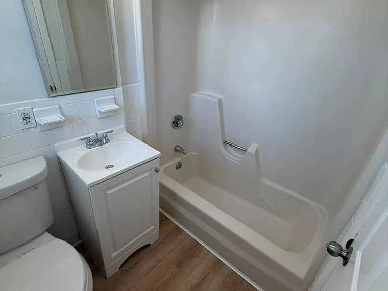 76 Beacon Ave — Photo 8
