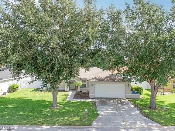 4th image of 15603 Sunny Crest Ln