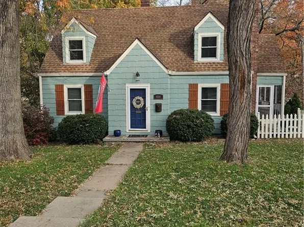 8300 W 61st St, Overland Park, KS 66202