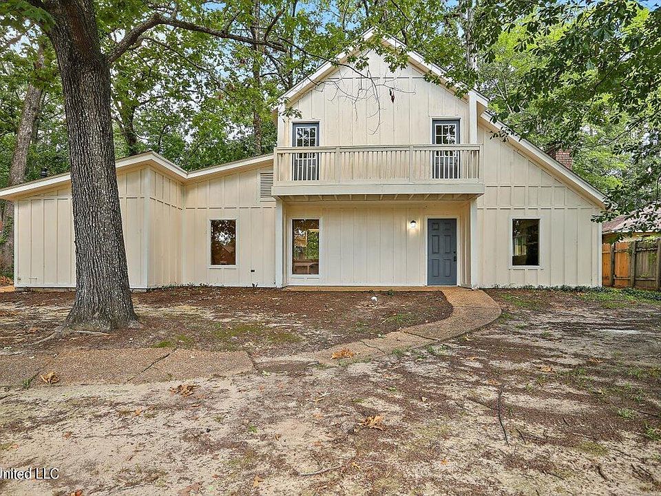 1st image of 233 Bay Park Dr