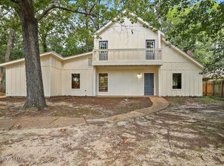 233 Bay Park Dr, Brandon, MS 39047