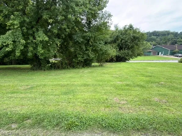 203 Jefferson Ave, Cambridge, OH 43725