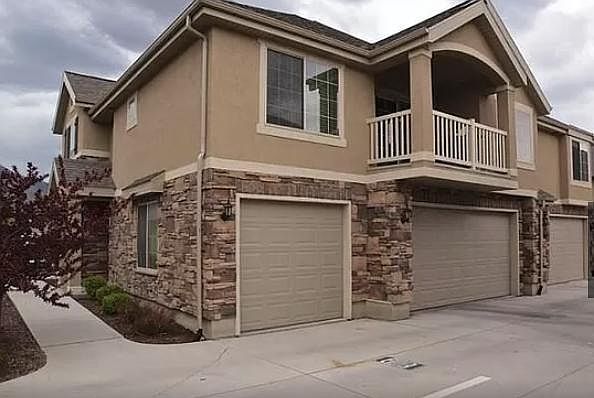 1st image of 89 E Bridle Villa Dr