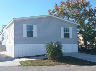 206 Red Coach Ct, Sanford, FL 32773
