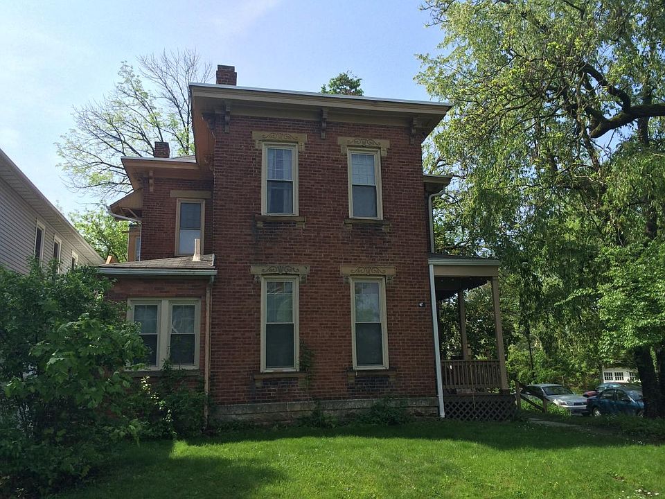 2nd image of 2948 E Ave #B